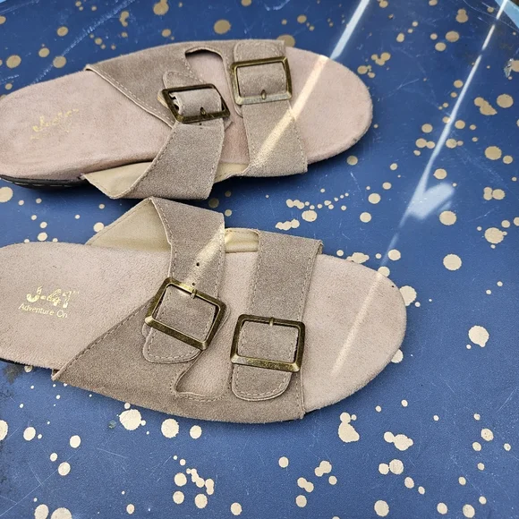 J-41 Adventure On Beige Double Buckle Sandals Women Size 7 - Picture 6 of 16